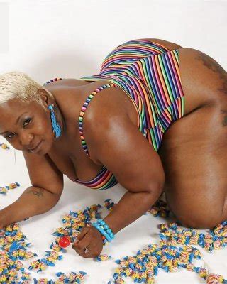 BBW MATURE BLACK MODEL WITH HUGE ASS Porn Pictures XXX Photos Sex Images 2007595 PICTOA
