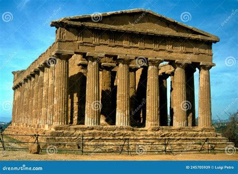 Templo De Concordia Agrigento Valle De Los Templos Sicily Italy Imagen