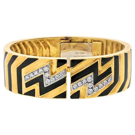 David Webb 18k Yellow Gold Zig Zag Diamond And Black Enamel Bangle