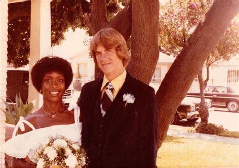 36 Interesting Snapshots Of Newlyweds In The 1970s ~ Vintage Everyday