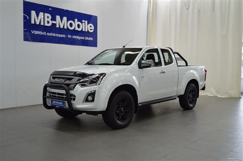 Isuzu D Max Space Cab Tdi Wd Mt Ls Black Edition Pickup