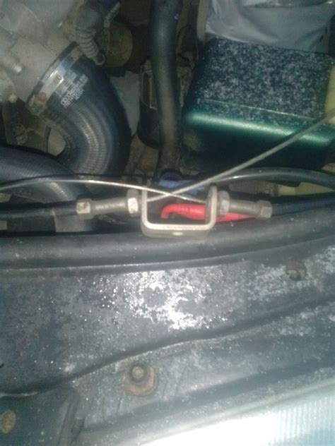 трос капота — Volkswagen Passat B5, 1,8 л, 2000 года | своими руками ...