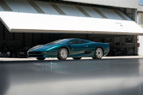 1993 Jaguar XJ220 Monterey Jet Center 2022 Classic Car Auctions