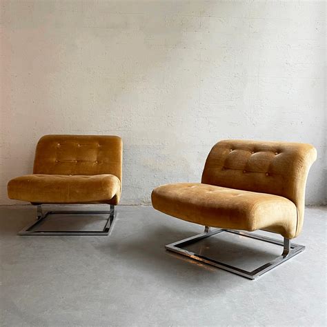 Pair Of Mid Century Modern Chrome Cantilever Slipper Lounge Chairs For