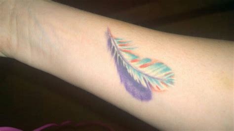 My beautiful angels feather tattoo ♥ | Tatoeage veer, Tatoeage