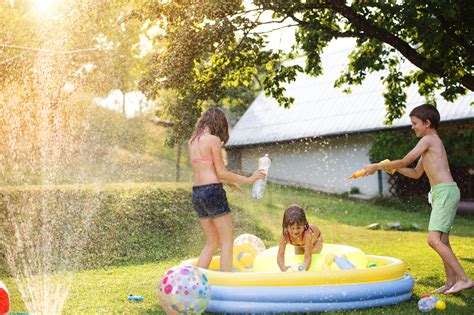 6 Activities To Do With The Kids When Its Hot Outside Kiddipedia