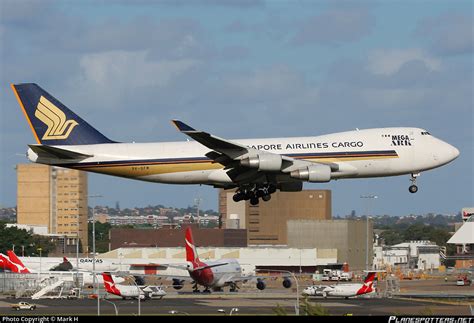 V Sfm Singapore Airlines Cargo Boeing F Photo By Mark H Id