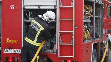 Incendio En C Rdoba Afectado Un Hombre Por Inhalaci N De Humo En El