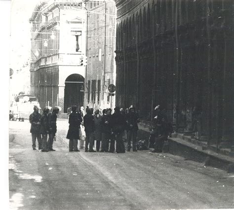 Foto Di Manifestazioni A Bologna 1977 Dal Fondo Archivistico Andrea