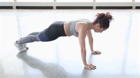 11 Plank Exercises That Double As Cardio Moves Plank Workout