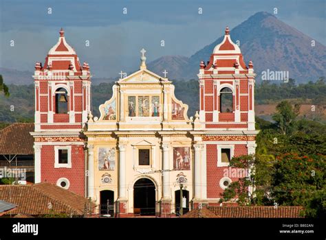 Leon S Calvary Church Iglesias De El Calvario Spanish Colonial