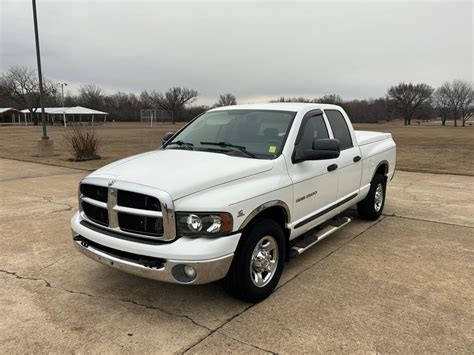 2005 Dodge Ram 1500 White