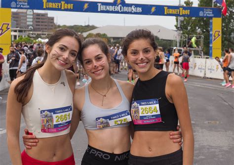 Thundercloud Subs Turkey Trot Returns And We Love It Pam Leblanc