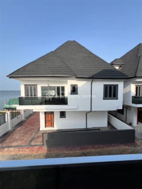 For Sale Contemporary Bedroom Fully Detached Waterfront Duplex