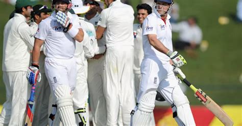 England So Called World Beaters Humiliated By Pakistan Mirror Online