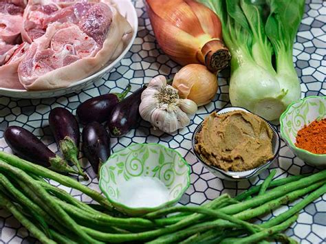 Pata Kare Kare Pork Hock Stew In Peanut Sauce Amiable Foods