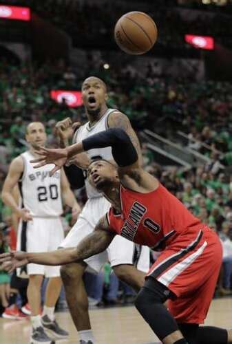 Aldridge Leonard Lead Spurs To 34th Straight Home Win