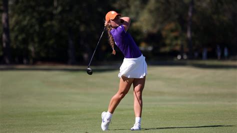 Womens Golf Fifth Heading Into Final Round At Landfall Tradition