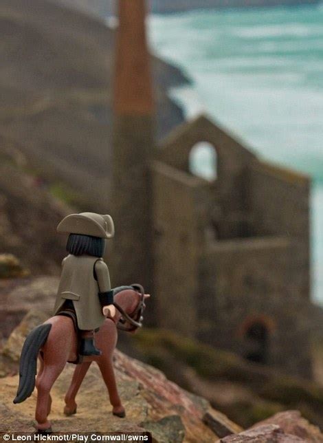 Fan Recreates Poldark With Playmobil Figures Daily Mail Online