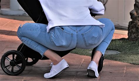 Hot MILF With A TIght Ass Tight Jeans Forum