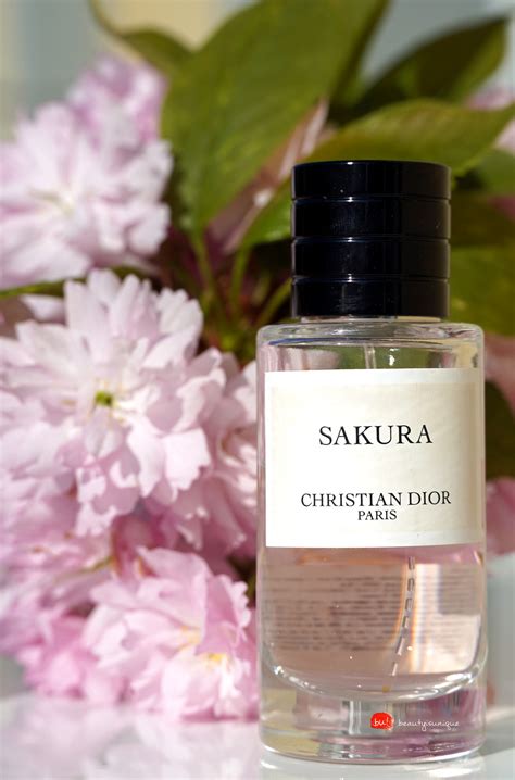 Dior Sakura | BEAUTY IS UNIQUE