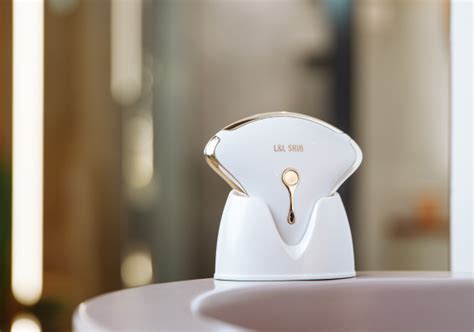 Купить микротоковый массажер для лица и тела MIO 2
