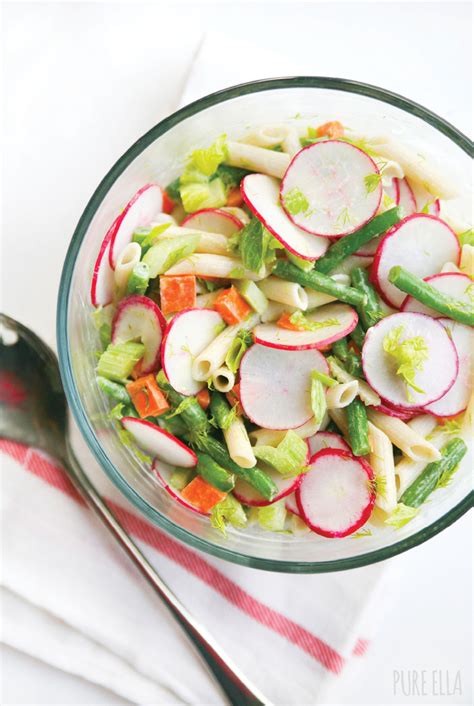 Healthy Radish Spring Pasta Salad