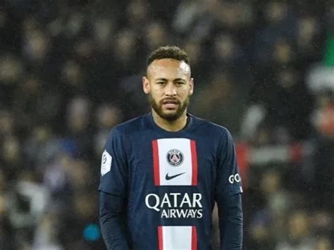 PSG planeja negociar Neymar após briga diretor diz jornal