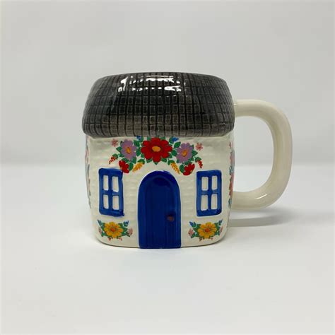 House Shaped Mug In 2020 Mugs Shapes Glassware