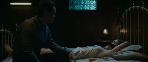 Nude Video Celebs Frida Farrell Nude Apartment 407 2018