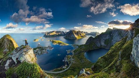 Lofoten Noruega Isla Paisaje Urbano Mar Hierba Monta As Nubes