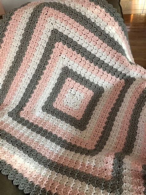 C2c In The Round C Crochet Square Blanket Crochet Blanket Patterns