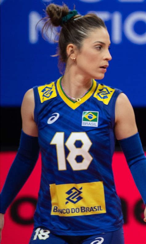 Pin de Islany Brasil em Vôlei Feminino Voleibol feminino Vôlei