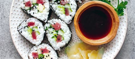 Tuna Avocado Sushi Rolls - Kikkoman Home Cooks