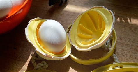 Wild Gizmo Lets You Scramble Eggs Inside Their Shells | WIRED