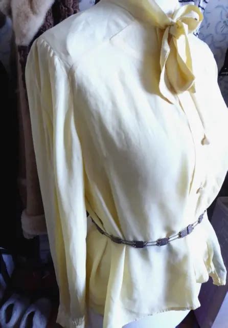 VINTAGE S BLOUSE With Pussy Bow Tie Neck PicClick UK