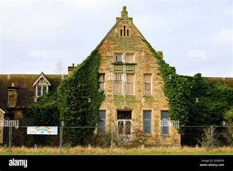 The Old Derelict Hospital Grantham Lincolnshire England With Thank