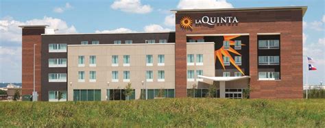 La Quinta Inn & Suites by Wyndham San Marcos Outlet Mall, San Marcos ...