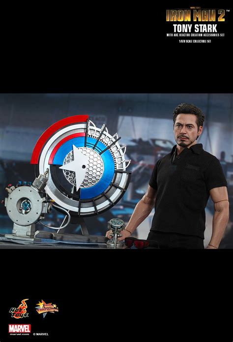 新品消息 HOT TOYS TONY STARK WITH ARC REACTOR CREATION ACCESSORIES Toys Zone D 玩具兄弟 Figures