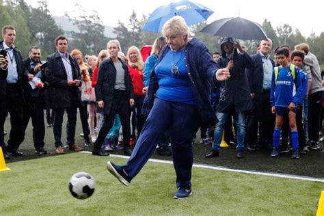 9 Hot Sexy Erna Solberg Bikini Pics