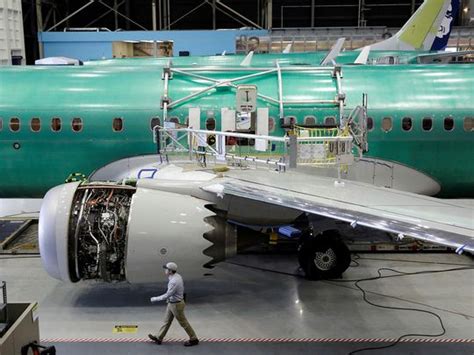 Alaska Airlines finds many loose bolts on its Boeing 737 MAX 9s as United questions orders ...