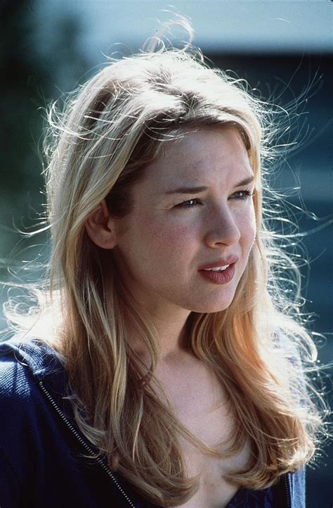 Actress Renee Zellweger Performs On The Set Of The Movie Me Myself