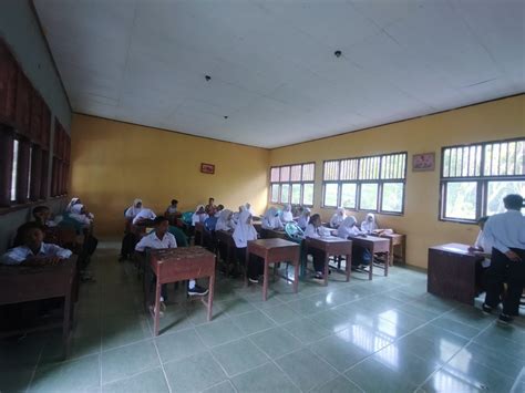 Kegiatan Masa Pengenalan Lingkungan Sekolah Mpls Upt Smpn Buay