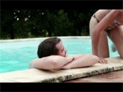 Naked Alice Pehlivanyan In Im Sommer Wohnt Er Unten