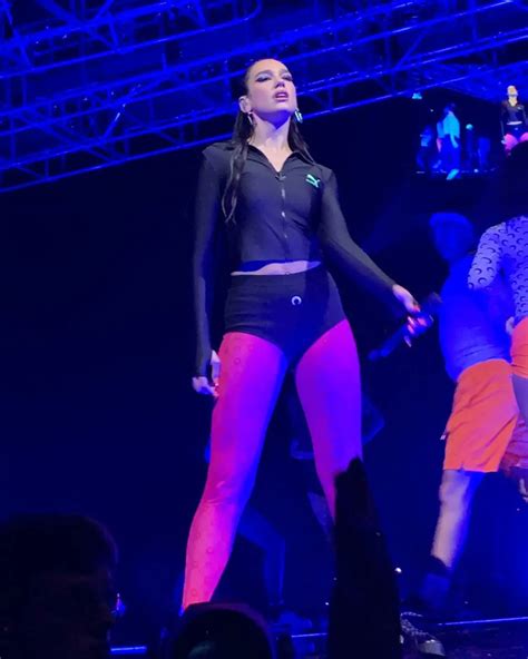 Dua Lipa Light New Rules On Twitter Dua Lipa Performing At Future