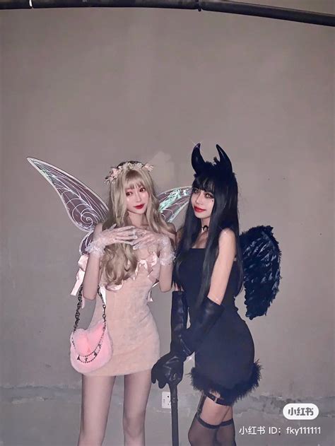 Pin On Dessin Hot Halloween Outfits Halloween Outfits Halloween