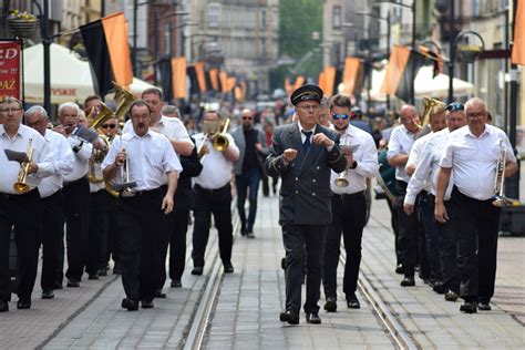 Tuba Chorzowa Aktualno Ci Dzie Hutnika W Chorzowie