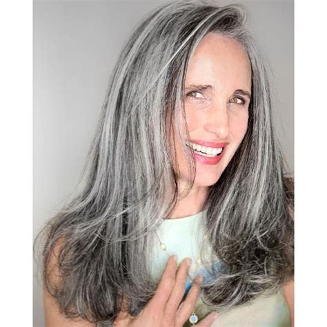 Long Gray Hair Is Gorgeous At Any Age 50 Photos That Prove It Artofit