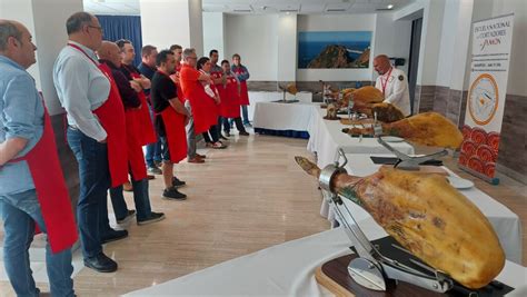 Curso Profesional de Corte de Jamón en el Hotel Tryp Rey Pelayo Gijón