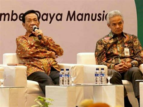 Sri Sultan Hamengku Buwono X Dan Ganjar Pranowo Joss Co Id